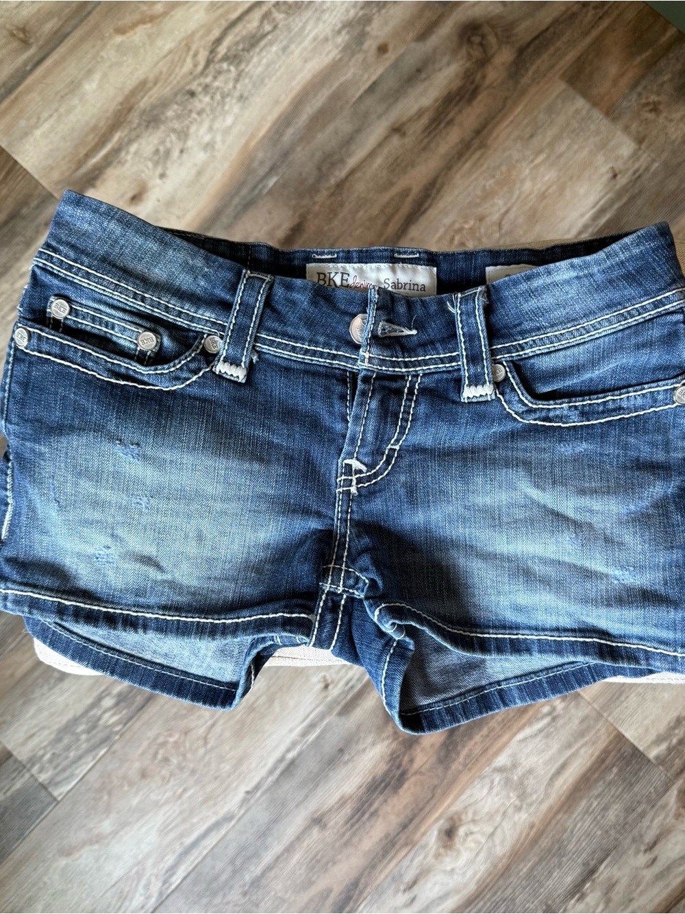 BKE Women's Sabrina Denim Jean Shorts - Blue Wash